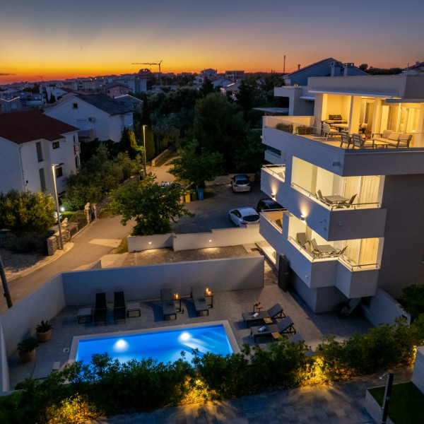 Pool and Breakfast apartments Villa Maro, Pool and Breakfast Apartments Villa Maro, Novalja Novalja
