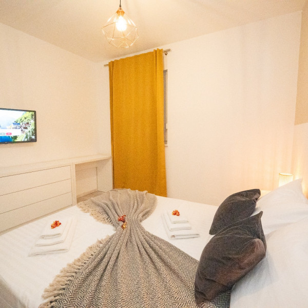 Sobe, Pool and Breakfast apartments Villa Maro, Pool and Breakfast Apartments Villa Maro, Novalja Novalja