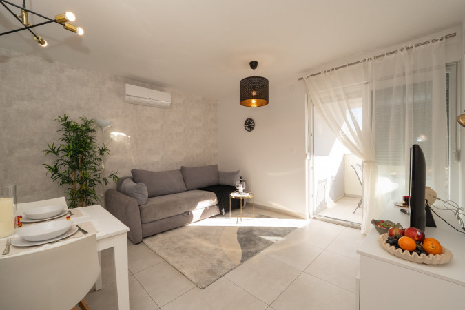 Apartment 2, Pool and Breakfast Apartments Villa Maro, Novalja - Pag - Croatia Novalja