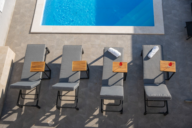 Apartment 5, Pool and Breakfast Apartments Villa Maro, Novalja - Pag - Croatia Novalja