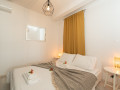 Apartman 5, Pool and Breakfast Apartments Villa Maro, Novalja Novalja
