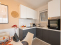 Apartman 4, Pool and Breakfast Apartments Villa Maro, Novalja Novalja