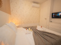 Apartman 2, Pool and Breakfast Apartments Villa Maro, Novalja Novalja